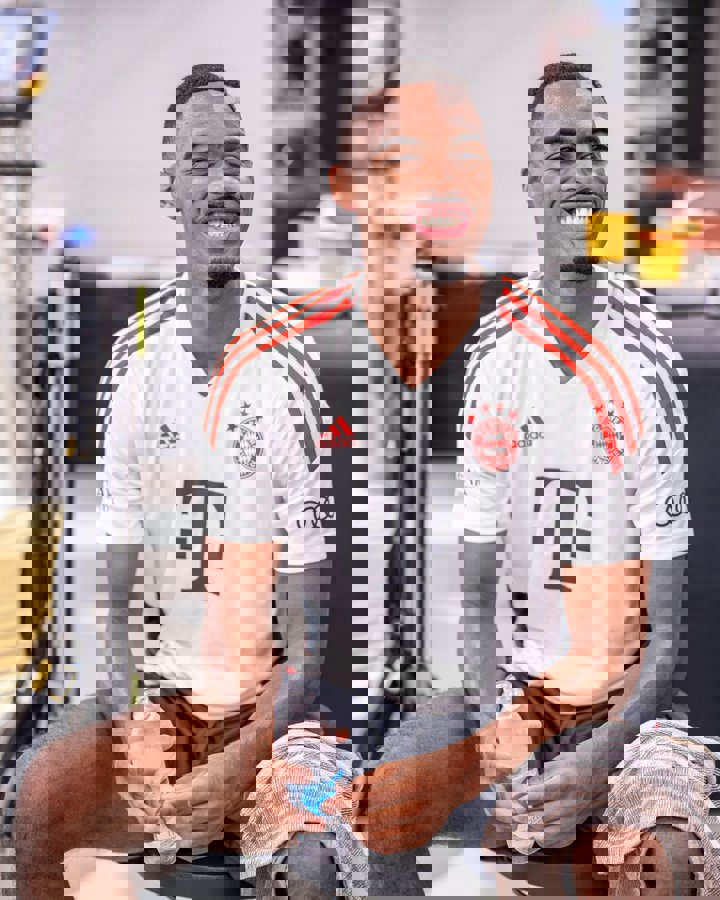 1724874