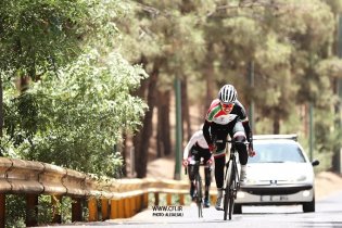 تهران تعطیل بود، اما مسابقات نه!/ معرفی قهرمان دوچرخه سواری زنان در چیتگر