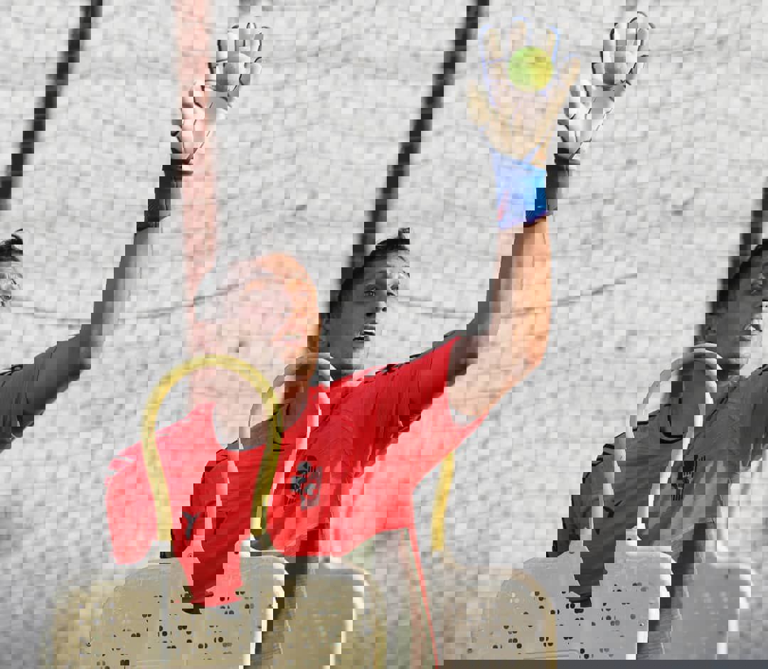 1724930