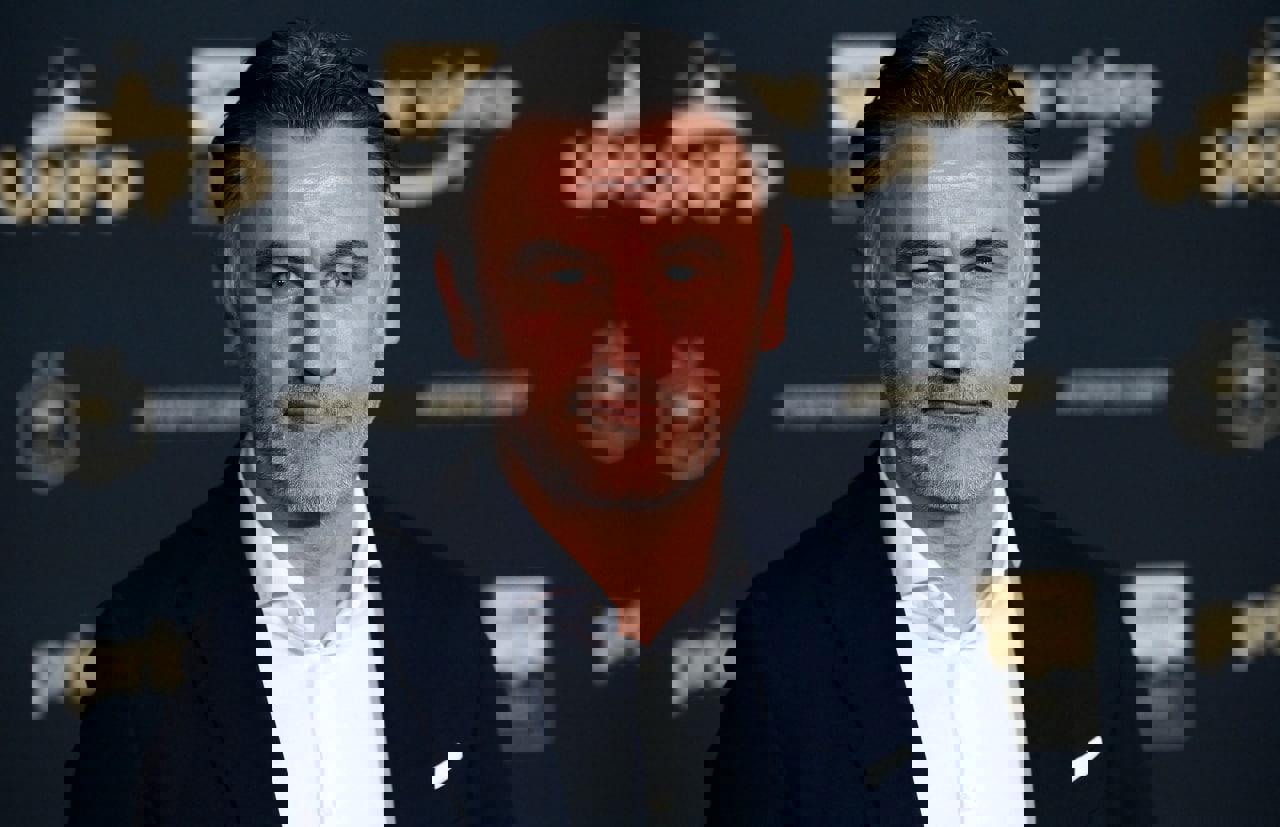 1725149