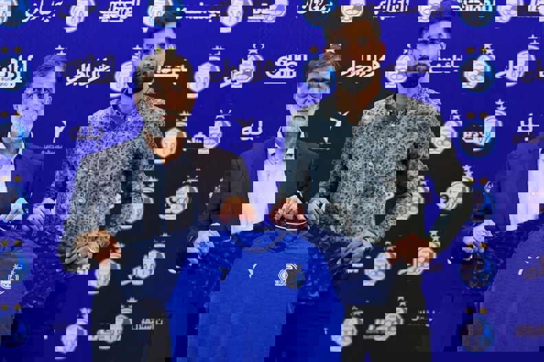1725593