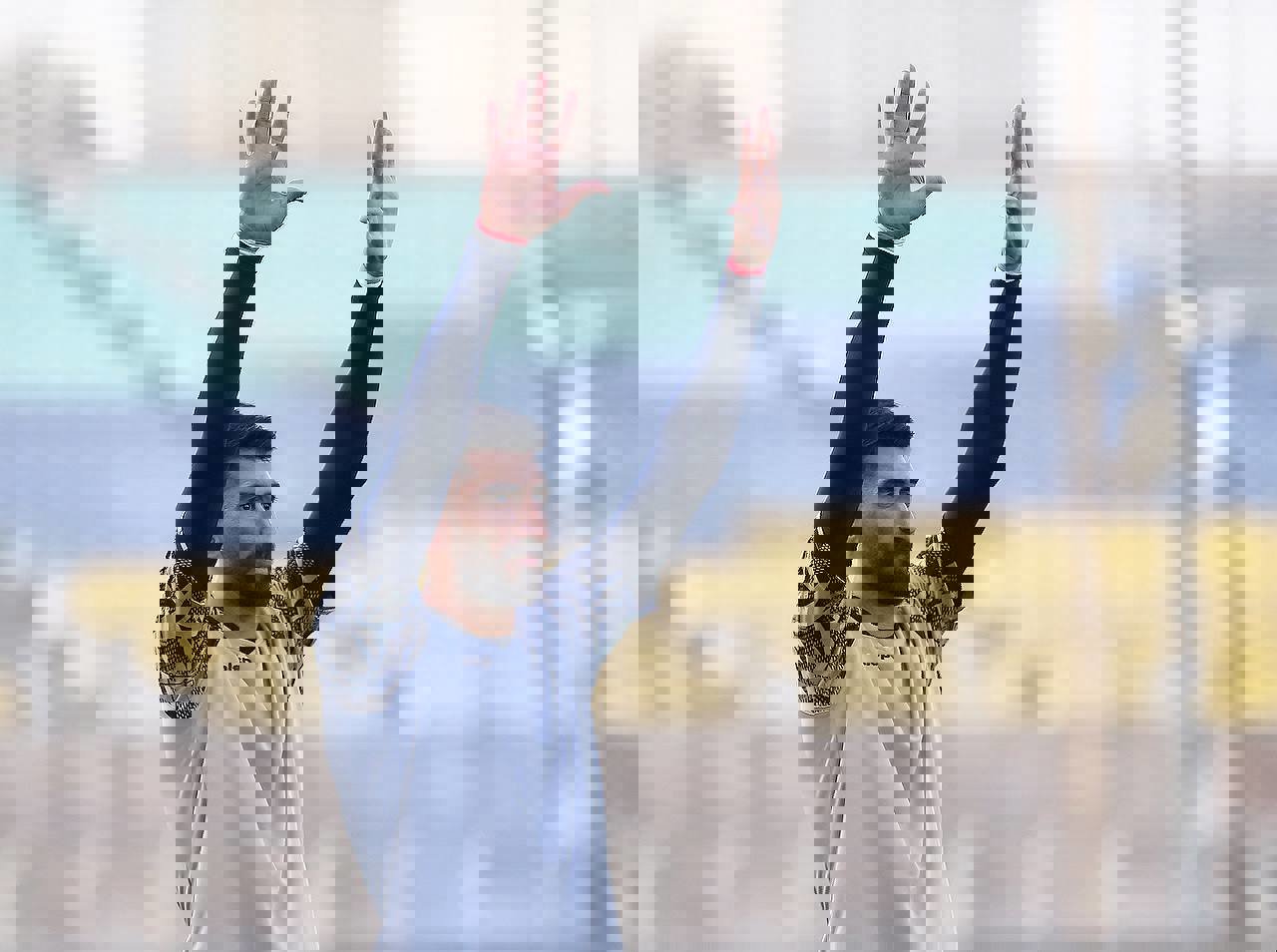 1725716