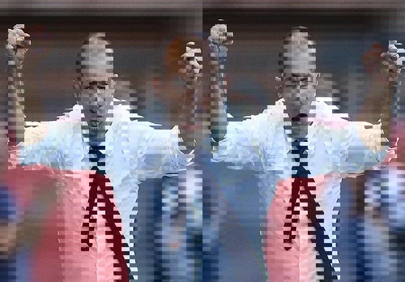1725743