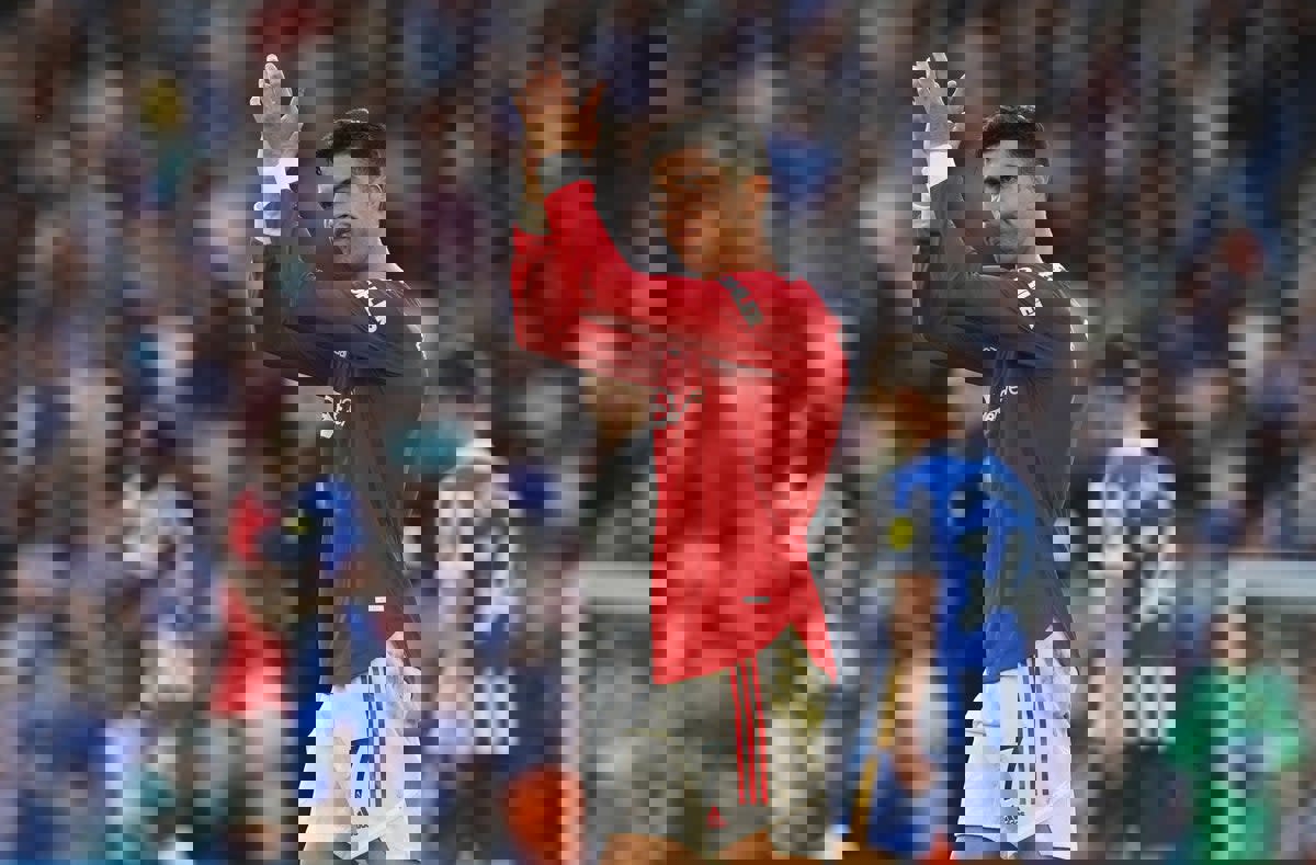 1725852