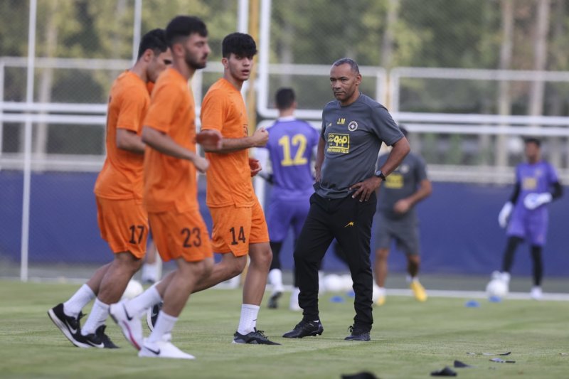 سپاهان در این سه پست بازیکن خارجی می‌خواهد 