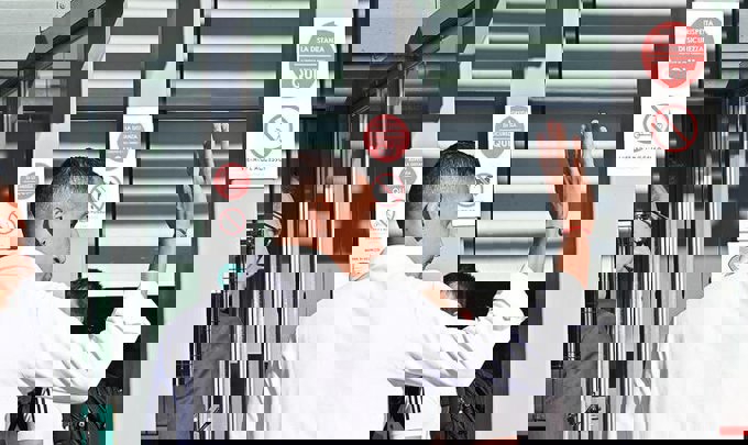 1726626