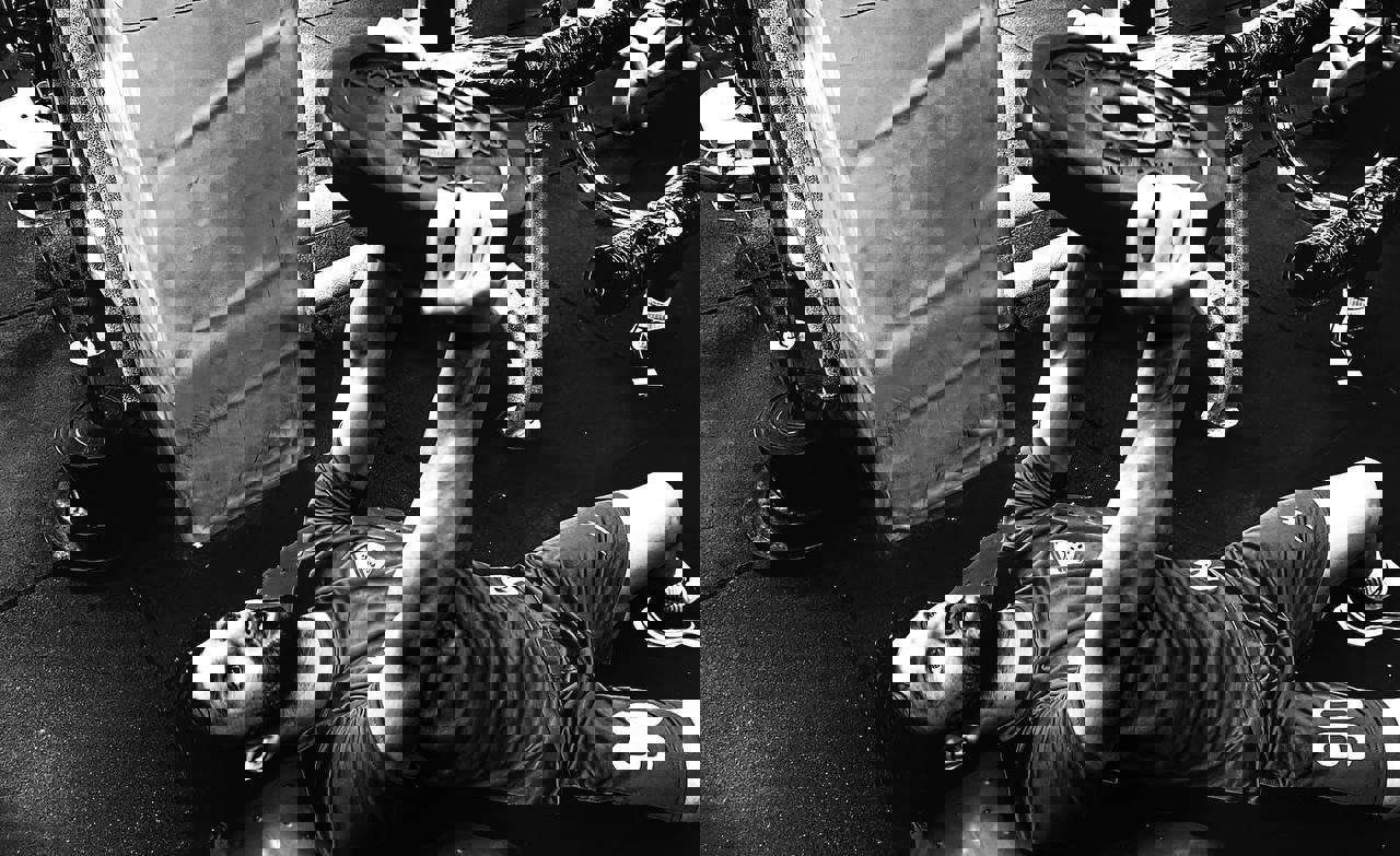 1726649