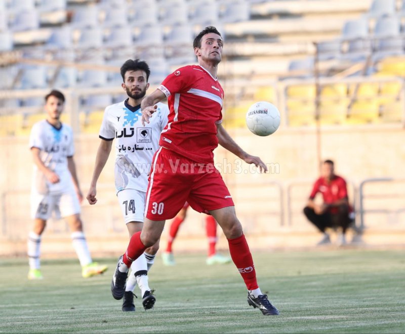 مدافع دو متری و چالش هماهنگی در پرسپولیس