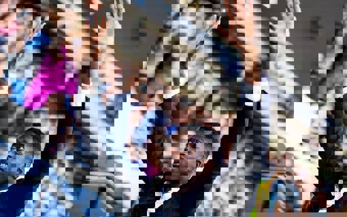 1727300
