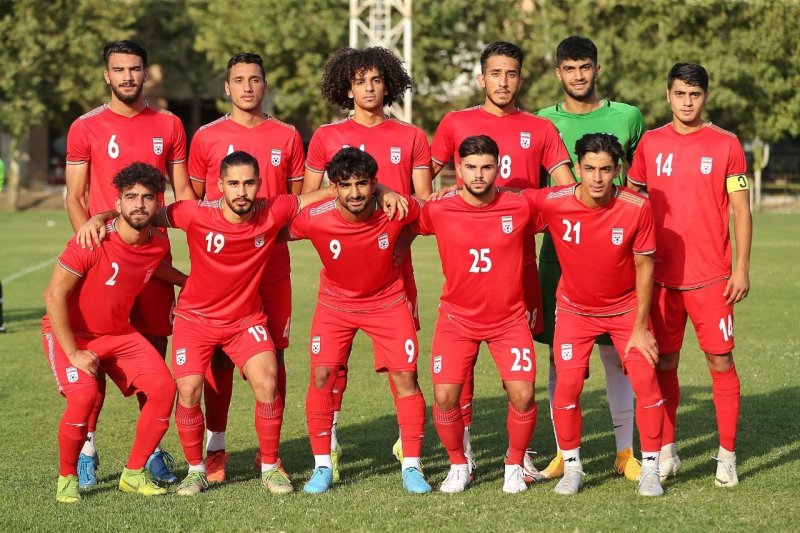 بارقه امید در کمپ؛ مردان این مربی جنگجو هستند