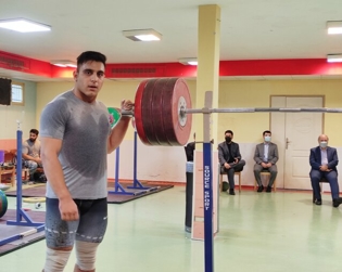 معتمدی: شرایط خوب باشد در قونیه رکوردشکنی میکنم