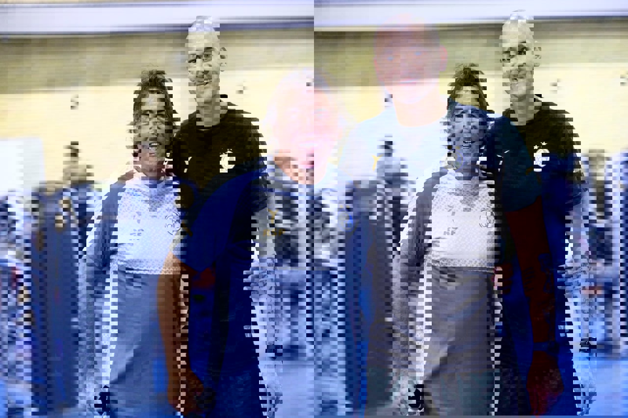 1727738