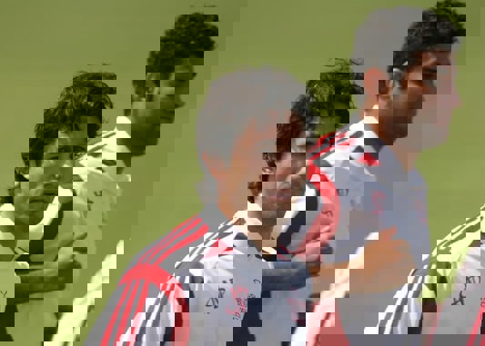 1727906