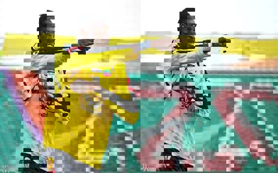1727900