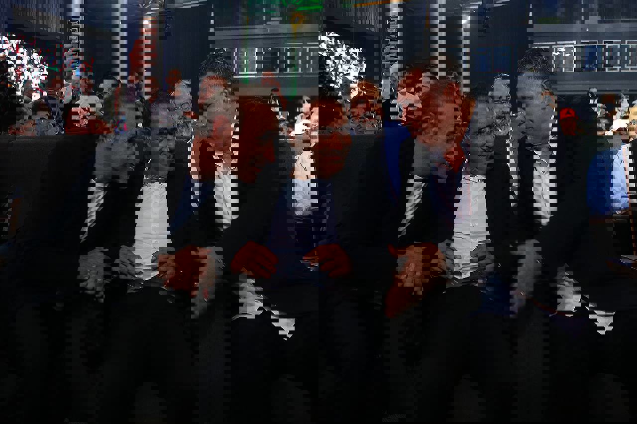 1728010