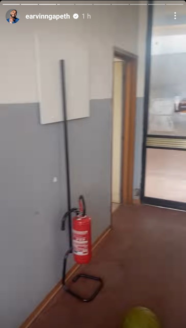 1728139