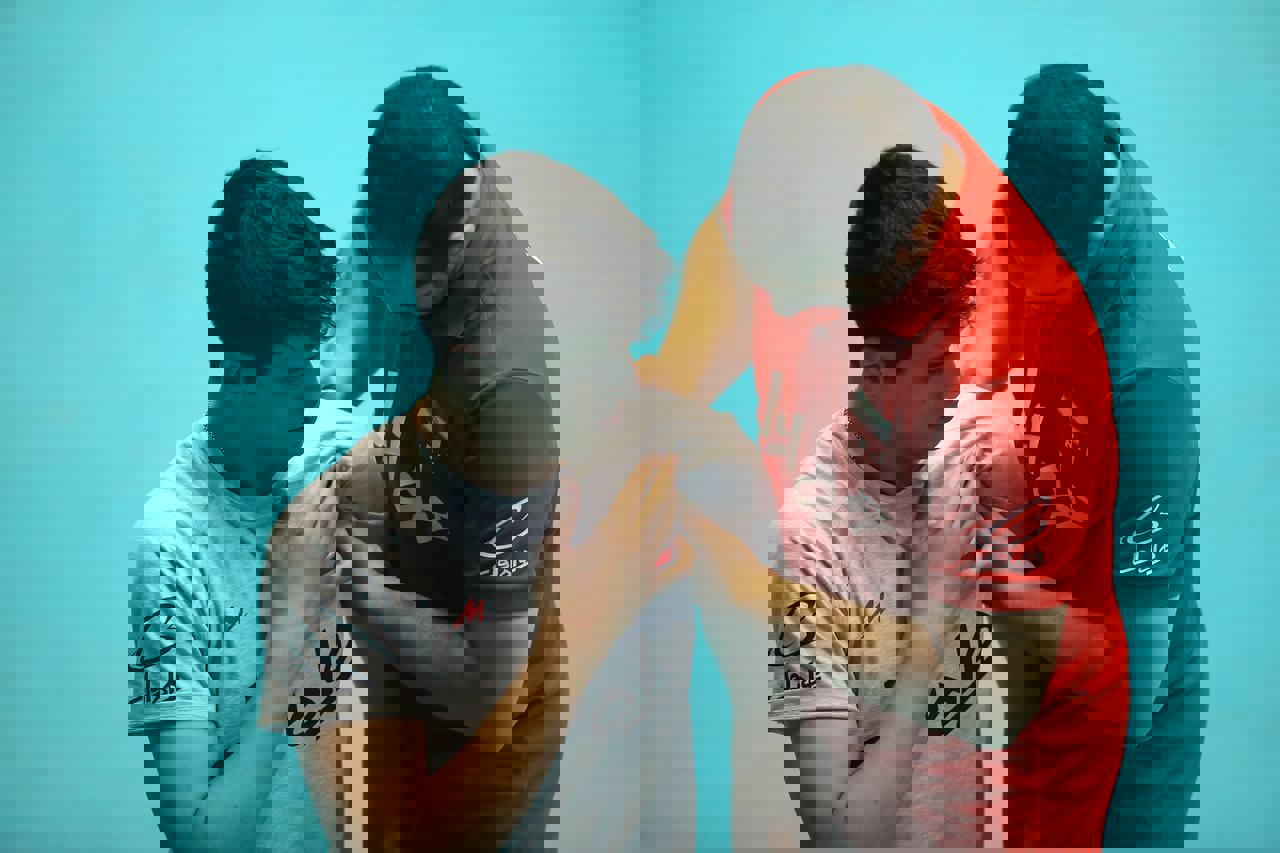 1728194