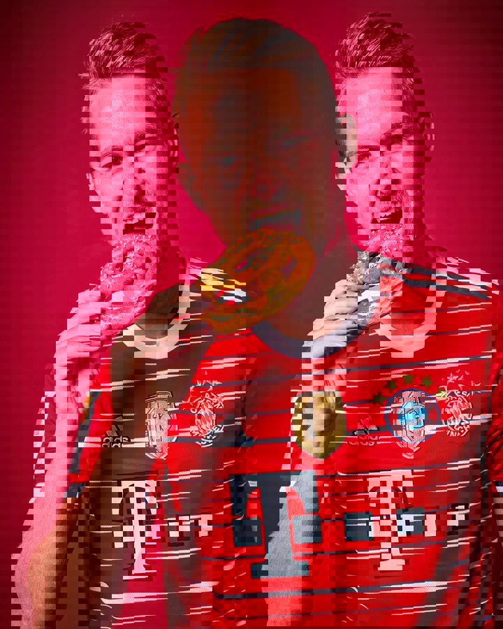 1728553