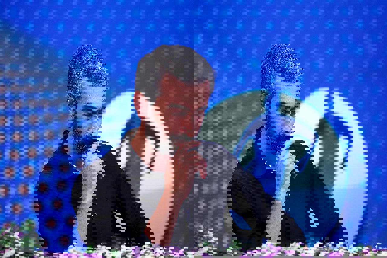 1728246
