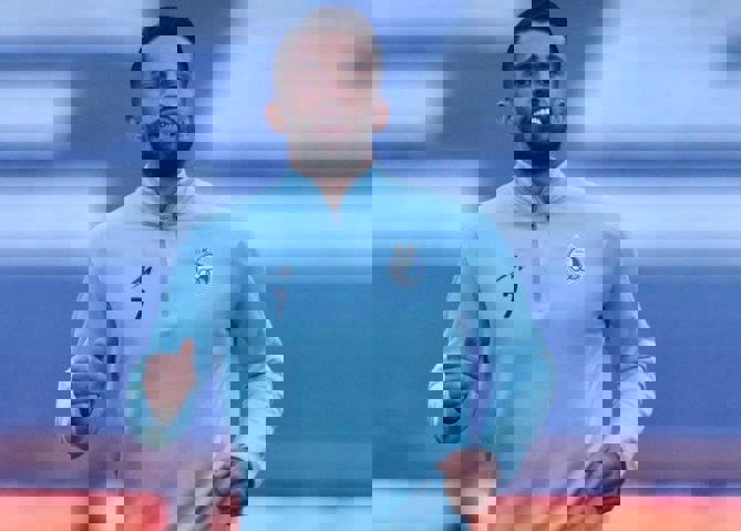 1728564