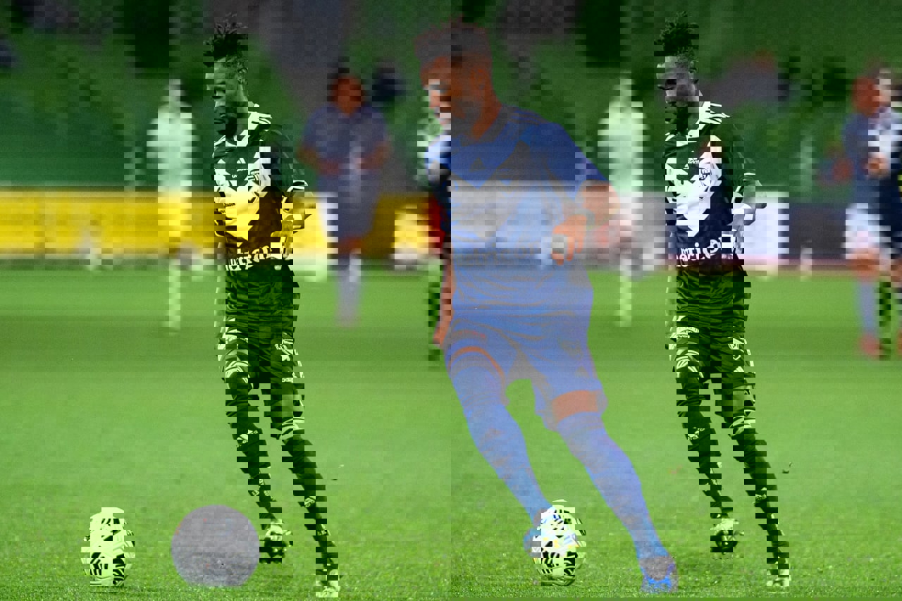 1728545