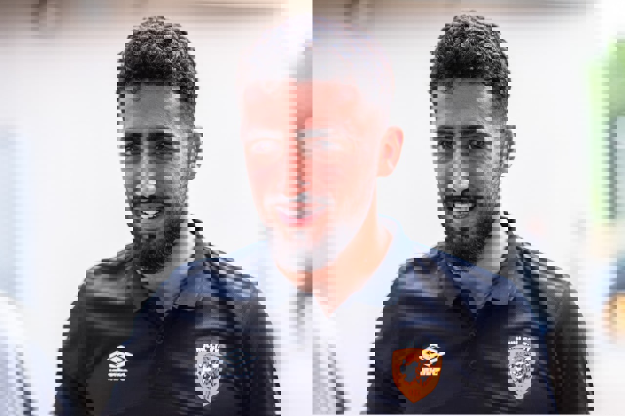 1728859
