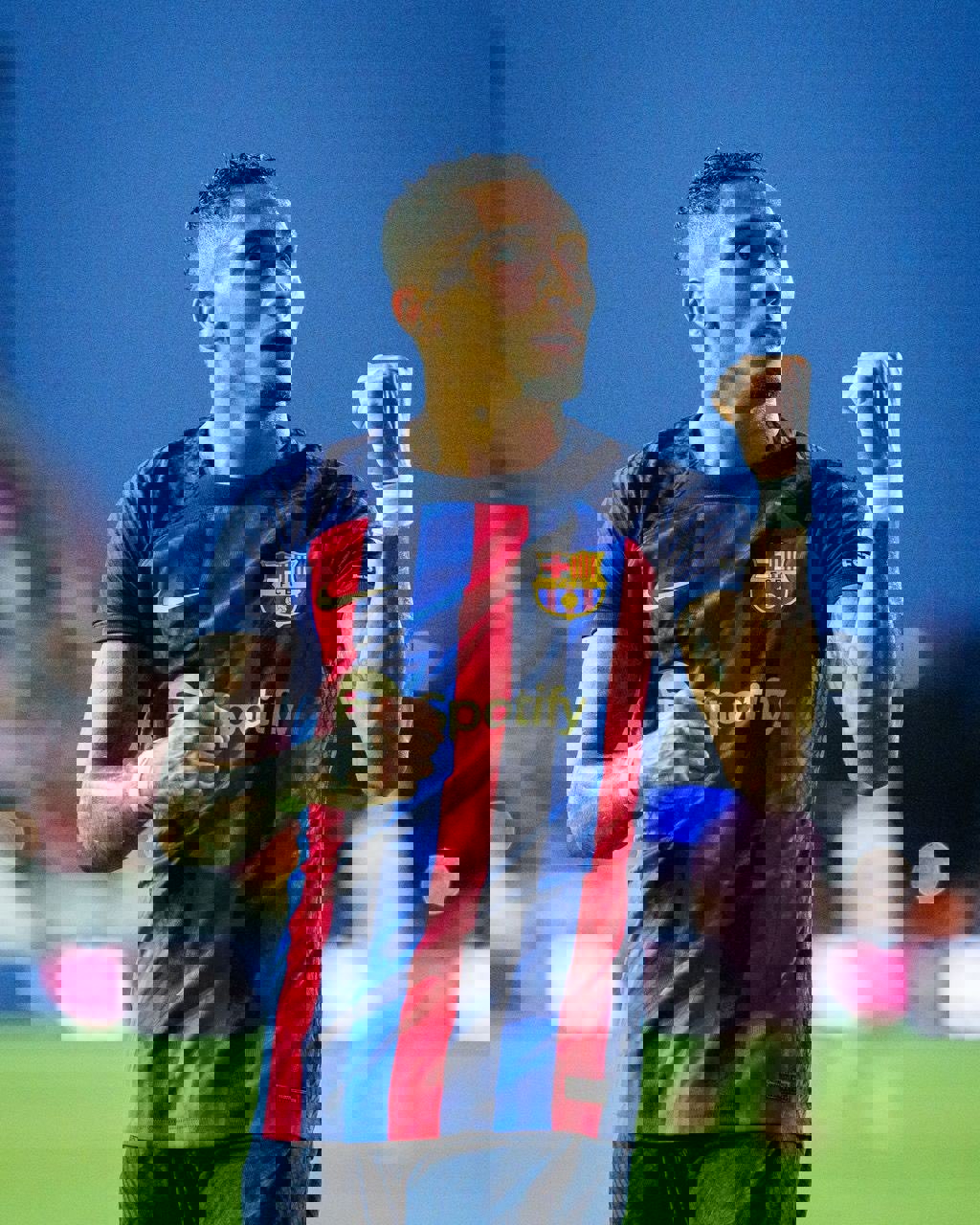 1728618
