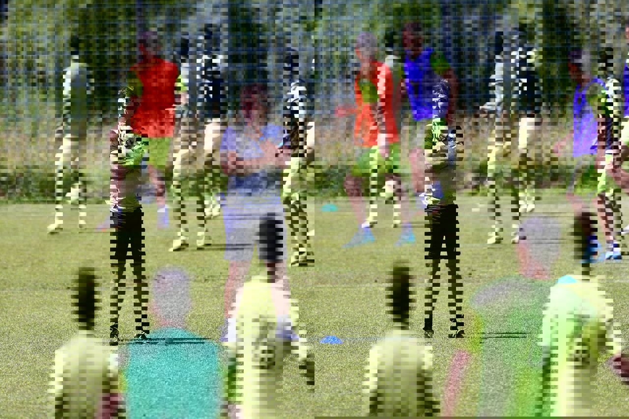 1728632