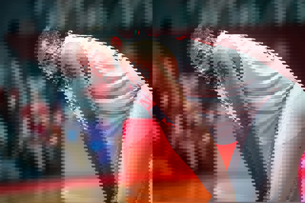 1728779