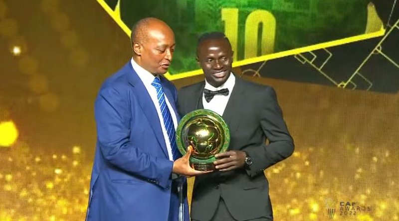 سادیو مانه، بازیکن سال آفریقا شد (عکس)
