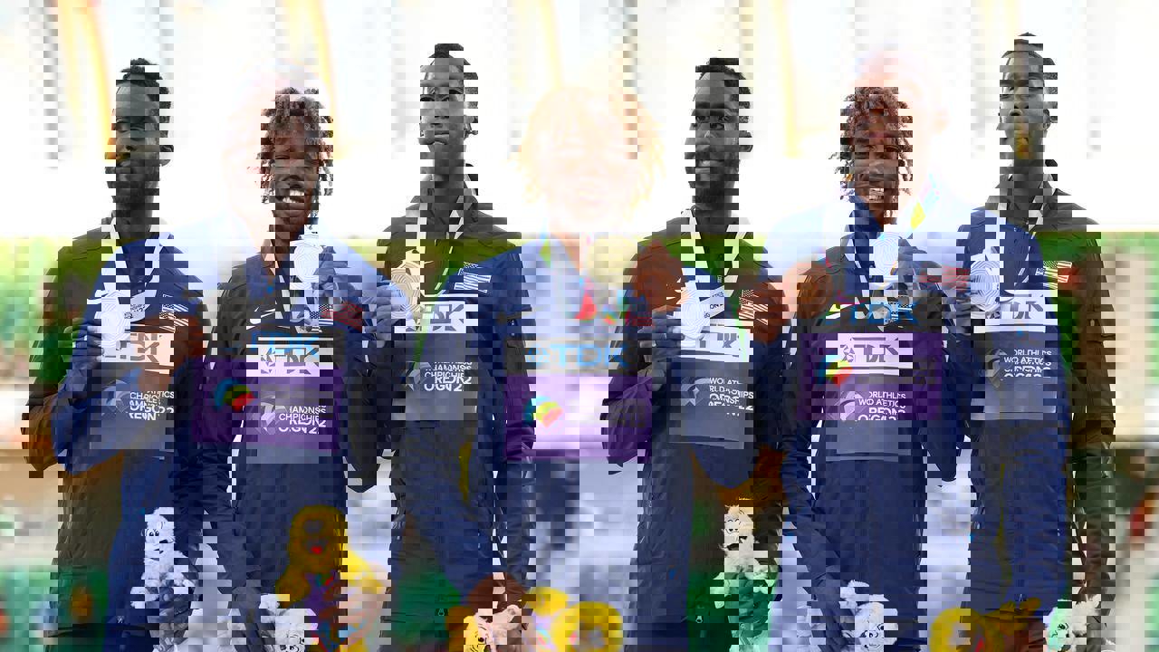 1729233