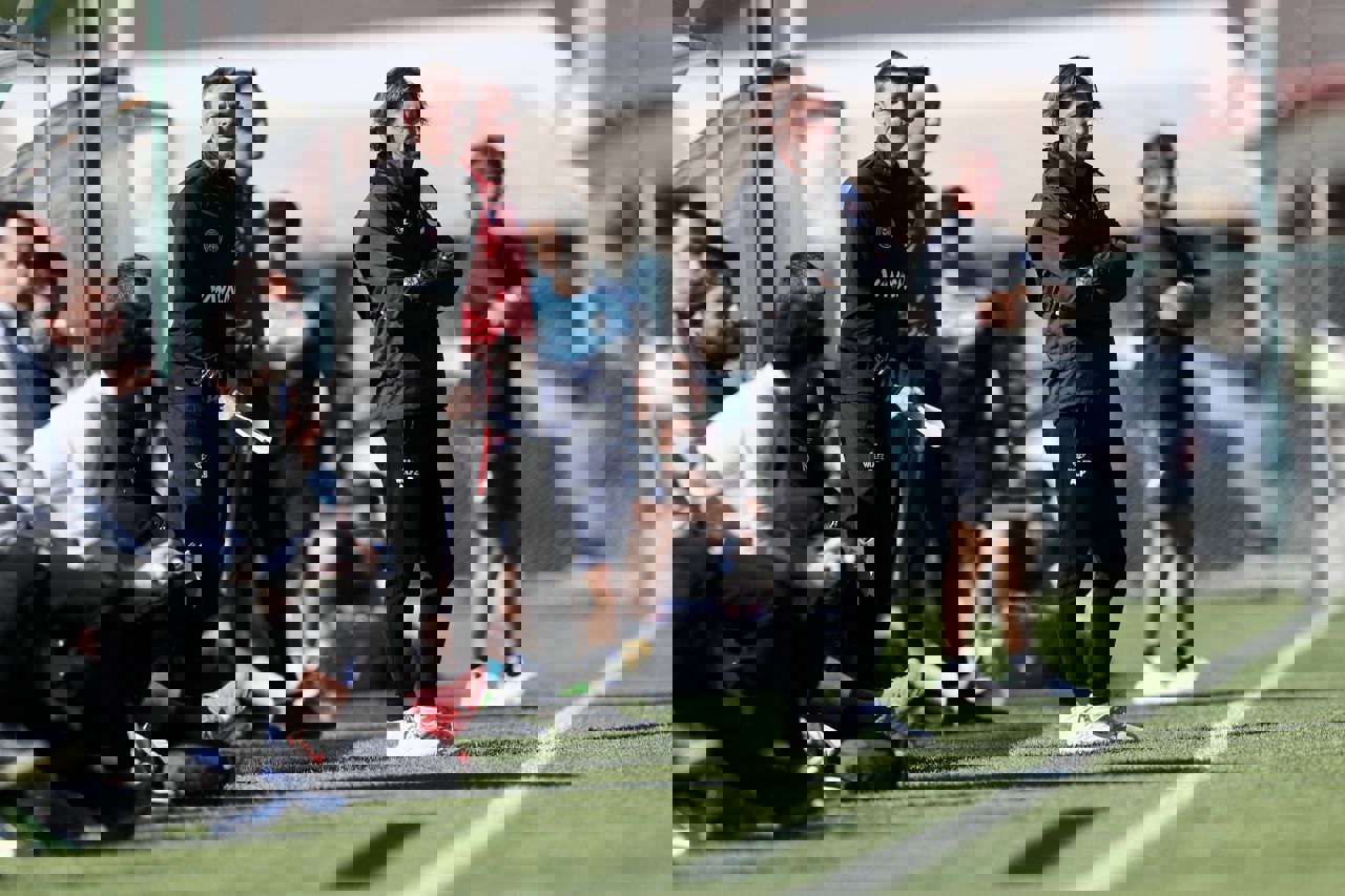 1729587