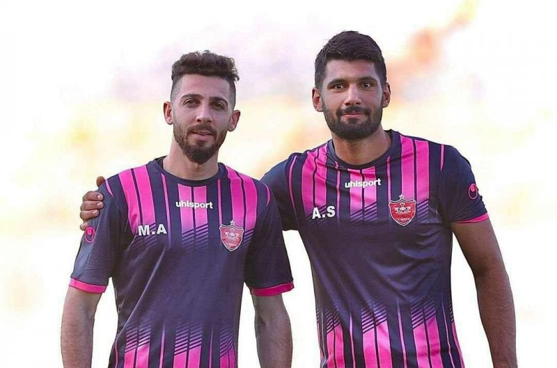 قرارداد سه ساله هافبک دفاعی جوان با پرسپولیس