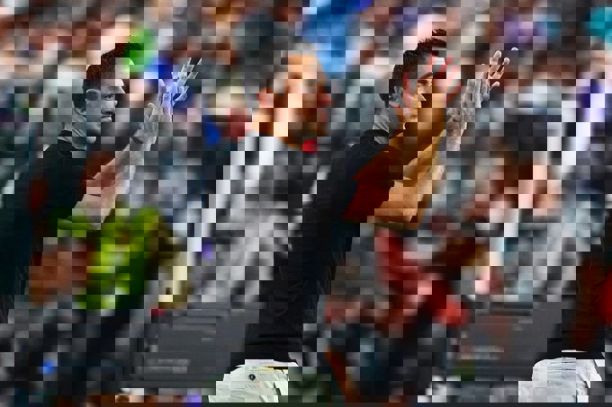 1729686
