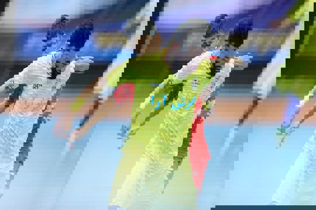 1729795