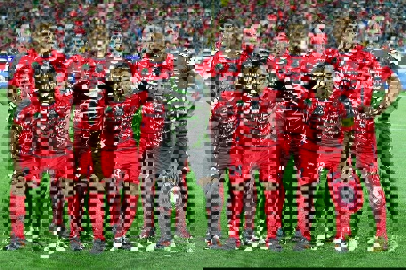 1729963