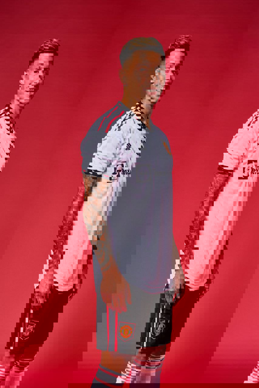 1730605