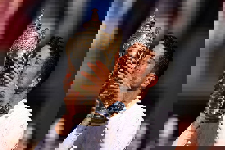 1731143