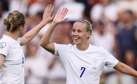 رکورد گلزنی در اروپا به دست کدام زن شکسته می‌شود؟