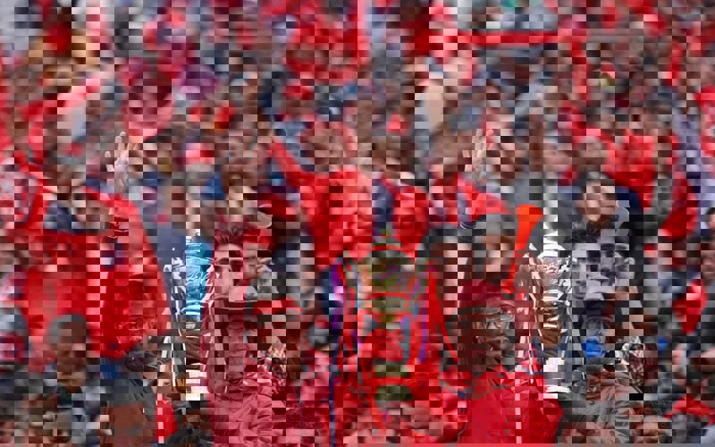 1731633