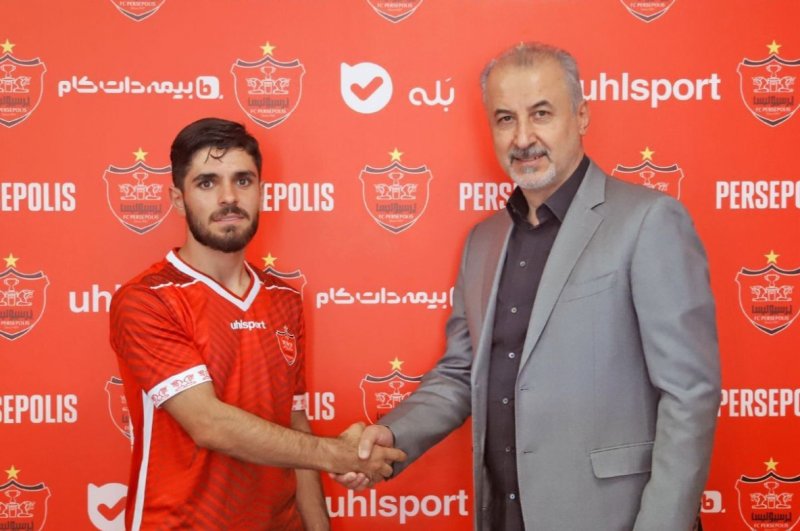 هافبک ۲۲ ساله تا ۱۴۰۷ در پرسپولیس! (عکس)