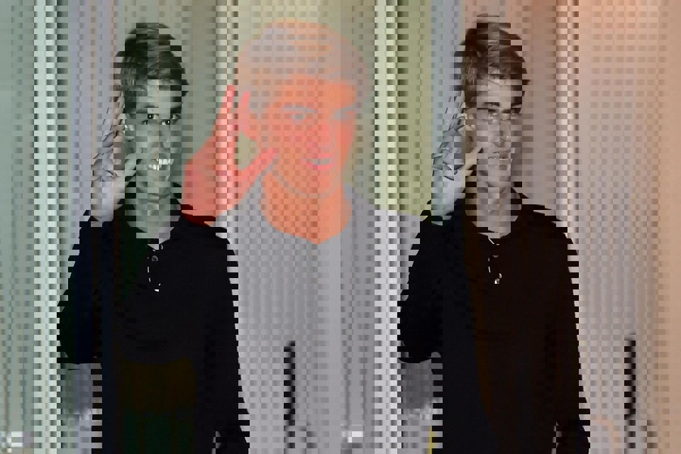 1731913