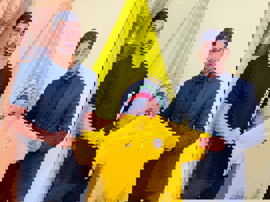 1732028