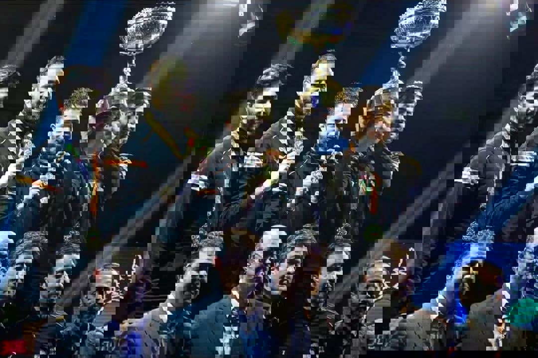 1732506