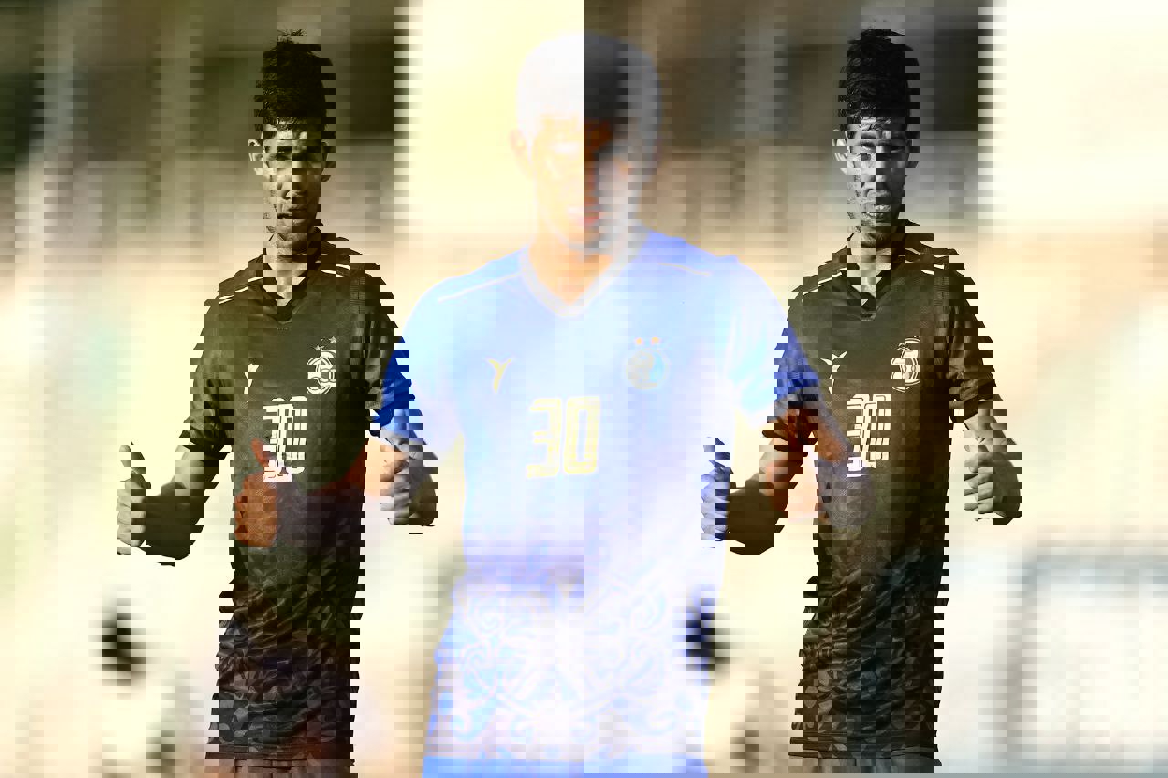 1732589