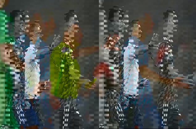 1732636