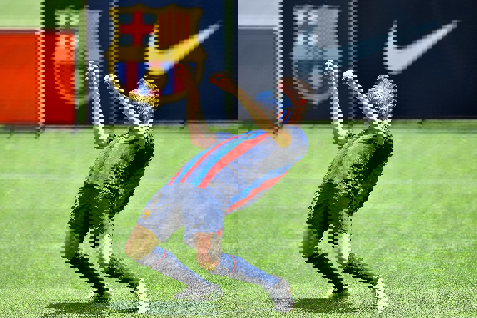 1732745