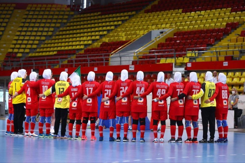  شکست سنگین دختران هندبال ایران مقابل سوئد