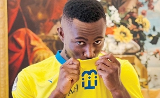 برگزاری لیگ عربستان با 43 بازیکن خارجی/ اتفاق بی‌سابقه‌ای که برای الهلال رخ داد