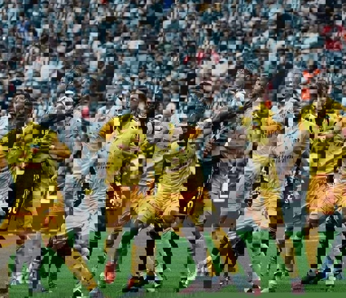 1733405